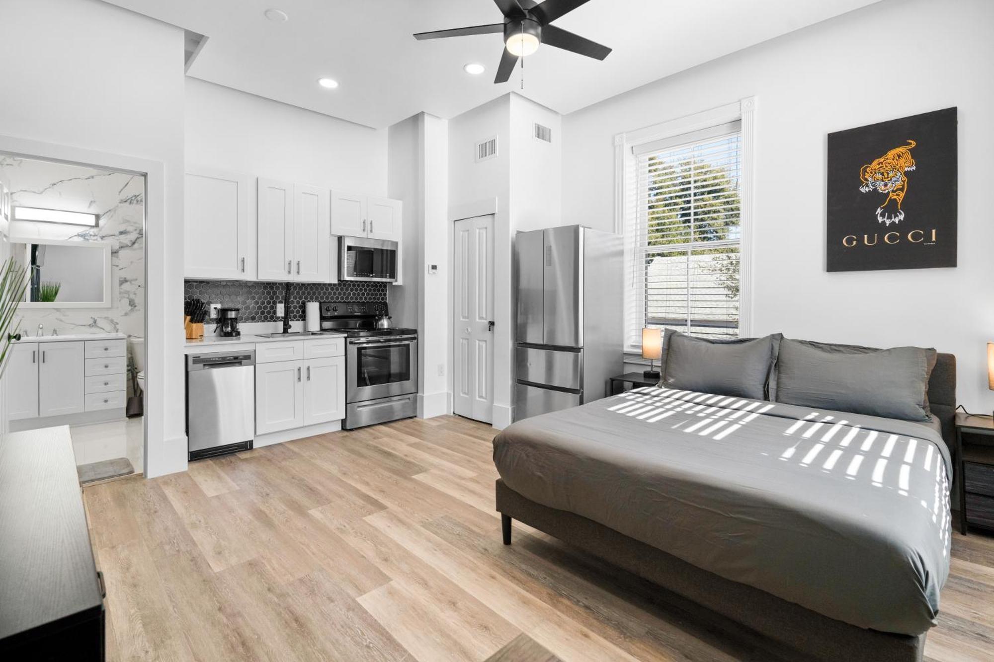 Columbus Apartment Tampa Exterior photo